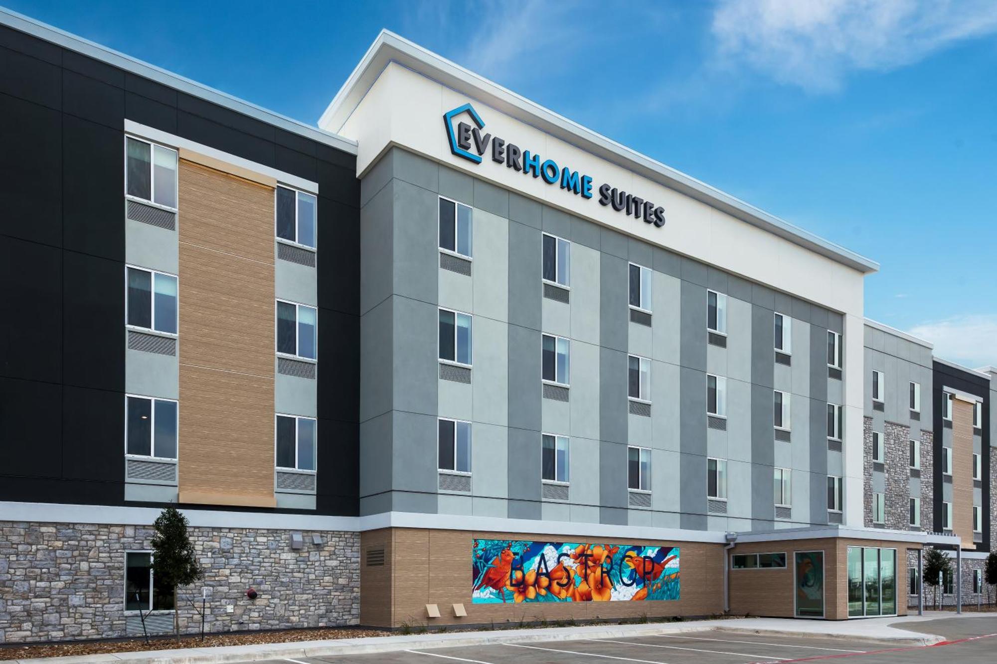 Everhome Suites Bastrop Exterior photo